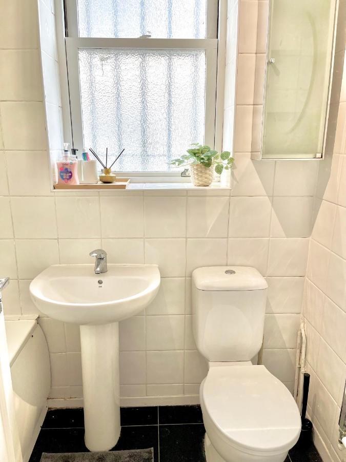 Archway Station Big Bedroom Flat Londra Dış mekan fotoğraf
