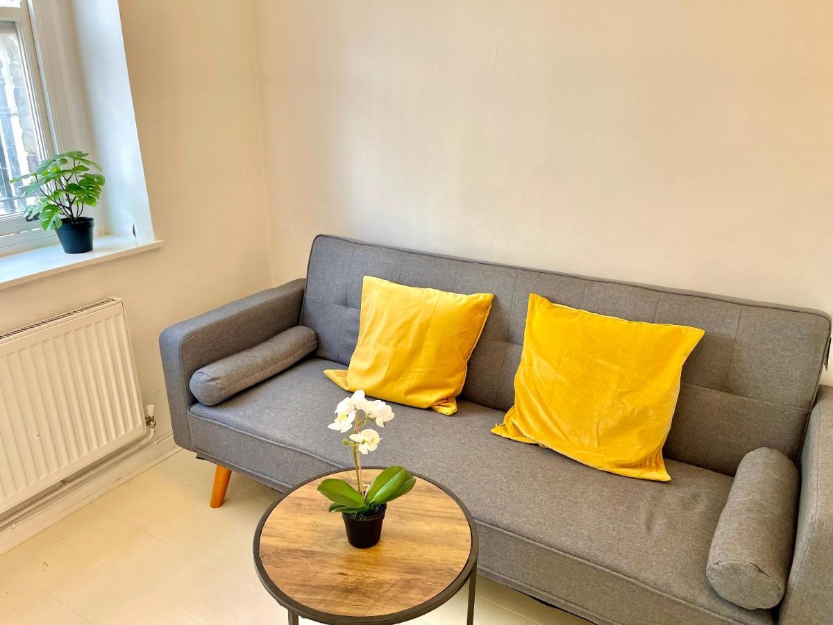 Archway Station Big Bedroom Flat Londra Dış mekan fotoğraf