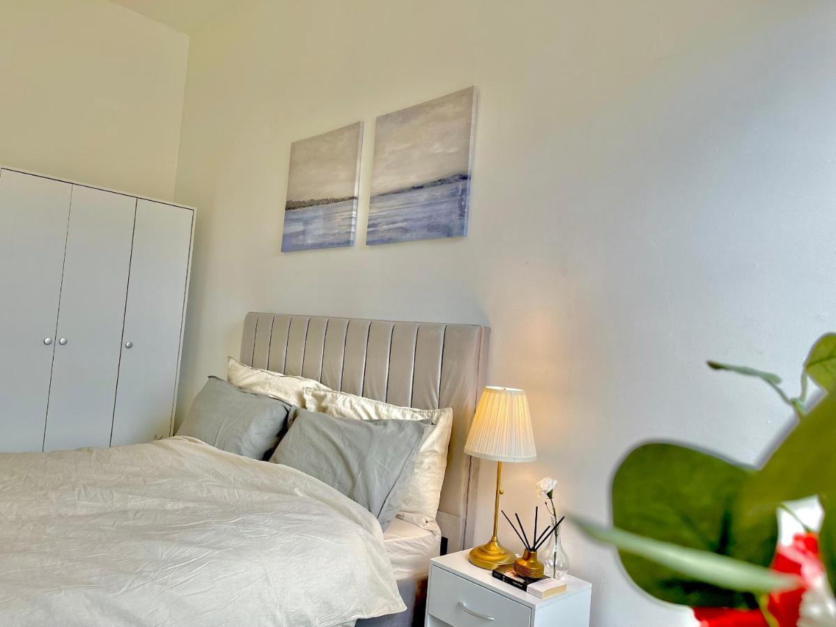 Archway Station Big Bedroom Flat Londra Dış mekan fotoğraf